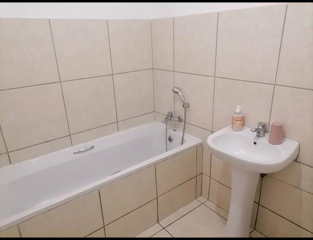 2 BEDROOM APARTMENT FOR SALE IN SHULTON PARK